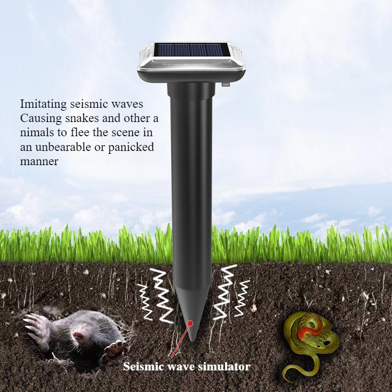 Solar Powered Rodent Repellent Buzzing Vibration Plug and Play Ultrasonic Rodent Repellent Outdoor Snake Repellent