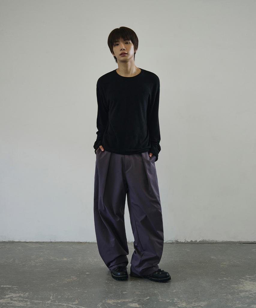 Seukeulaeteulpigsel Star Rolling Long Sleeve [Black]