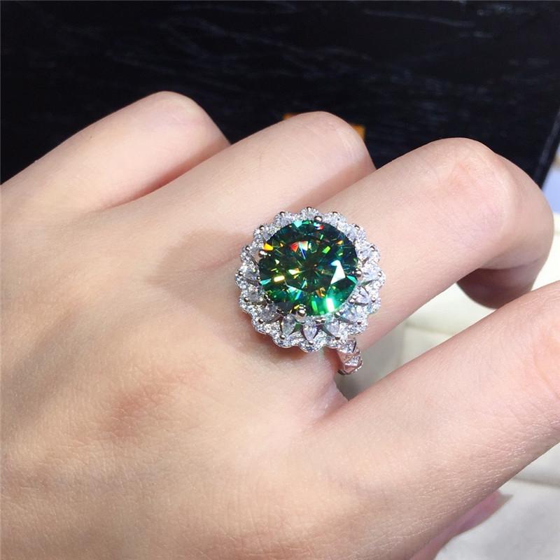 Huitan Big Round Green Cubic Zirconia Finger Ring for Women Brilliant Accessories Vintage Ring Retro Party Luxury Zircon 2022