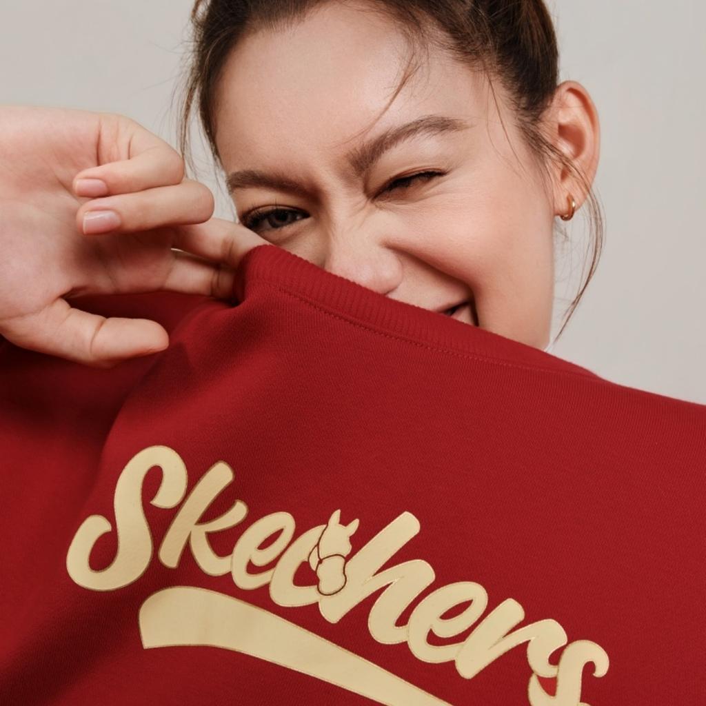 Skechers New Year Collection Simple Comfortable Aesthetic Solid Color Sweatshirt Women Sweatshirt L126W001-03LC