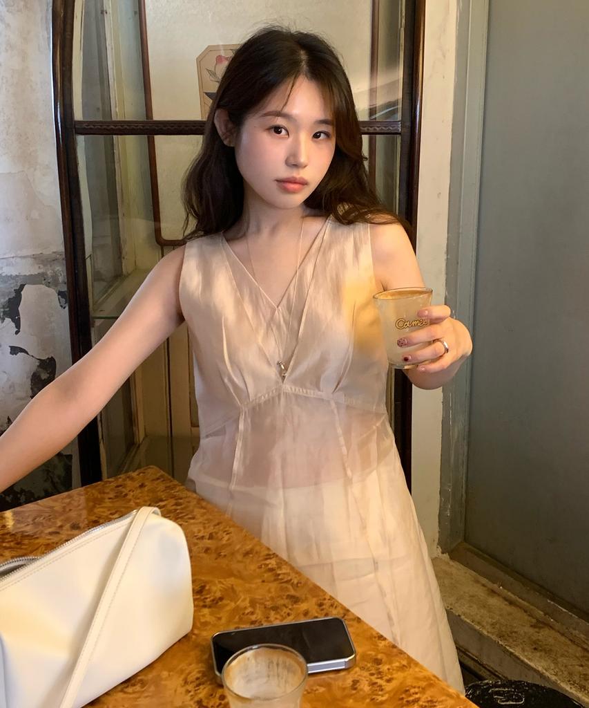 Deuloupisumeon Tulip Layered Midi Dress [Ivory]
