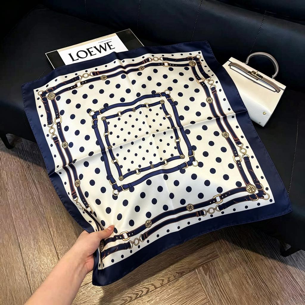 May Kaji Cashew Flower Square Scarf Retro Men's Silk Scarf Buckle British Style Scarf Men's Paisley Pattern Small Scarf Women