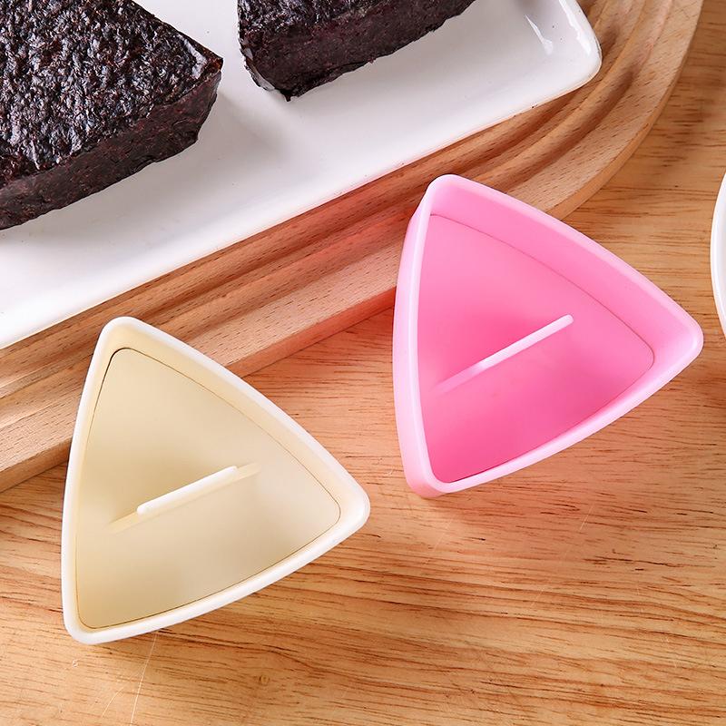 DIY forma na sushi, onigiri, lis na potraviny, trojúhelníkový lis na sushi, forma na rýži, lis na rýži, domácí kuchyň, bento příslušenství, nářadí