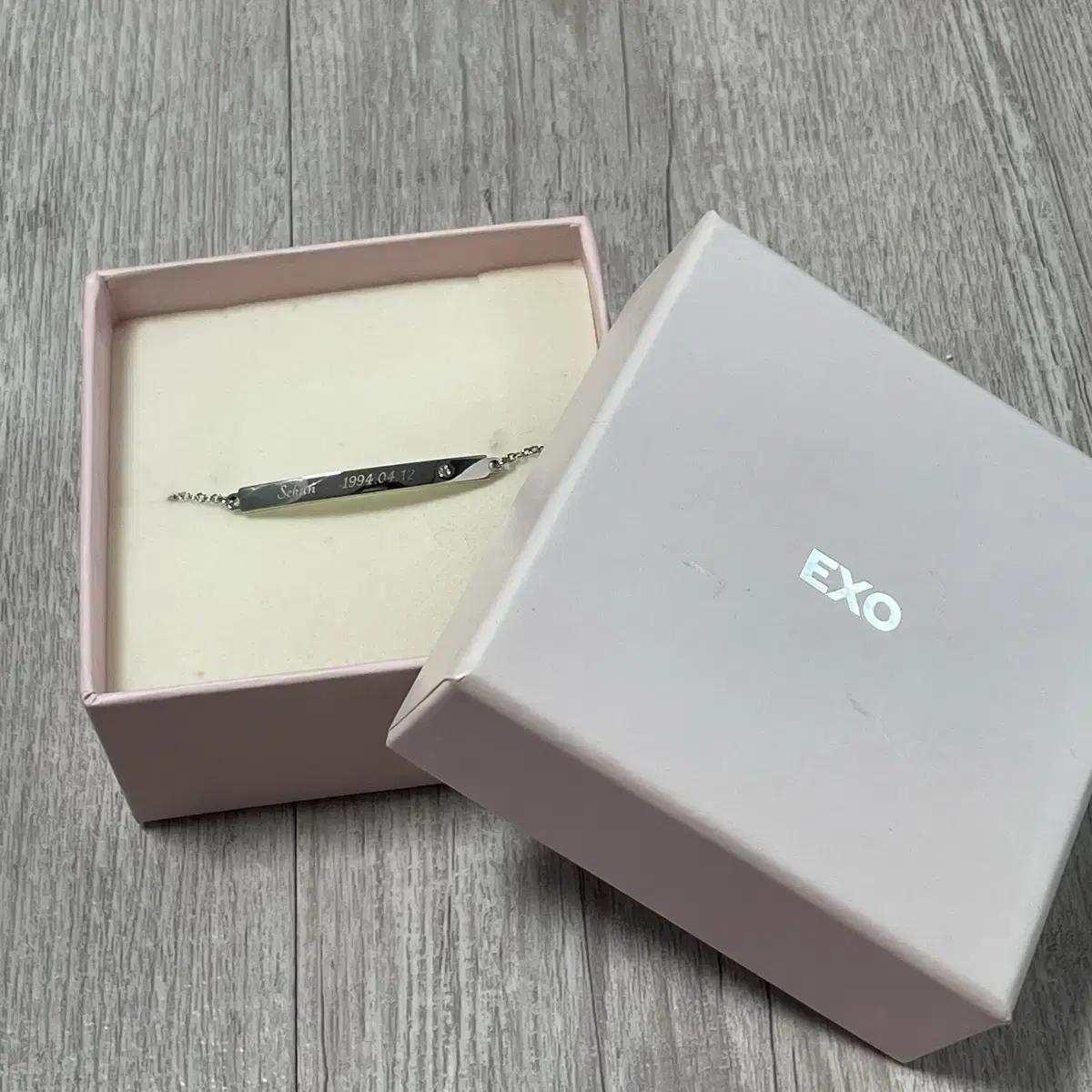 

Браслет Exo Se-hoon Birthstone