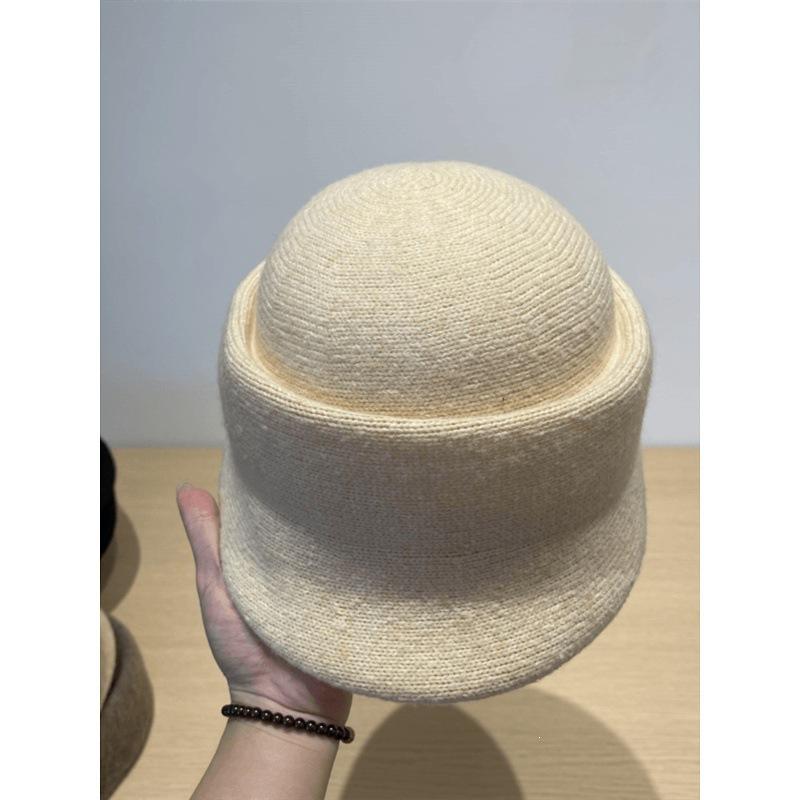 Spring and Autumn New Retro Equestrian Hat Women's Autumn and Winter Versatile Height Increasing Cranium Top Short Brim Peaked Hat Tide Ins