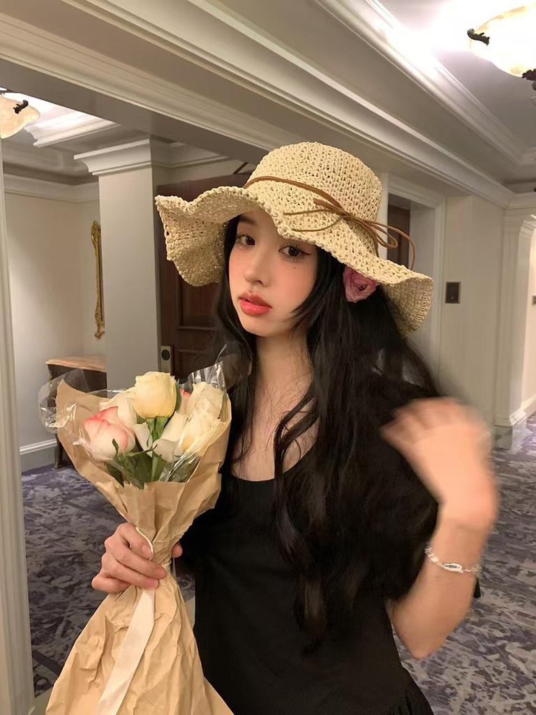 Hat Female Summer Small Fresh Crochet Straw Hat Versatile Foldable Sun Hat Seaside Vacation Beach Sun Hat