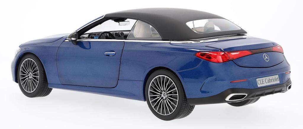 Genuine CLE Cabriolet AMG Line Spectral Blue Scale Model [Mercedes-Benz Collection] (A236) 1/18