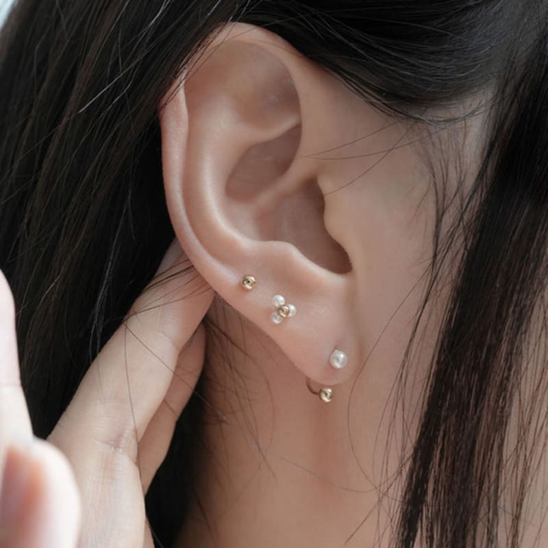 youngglow 14k three pearl flower piercing