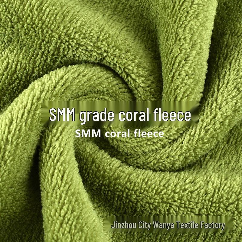 Coral Fleece Bath Towel Set: Three-Piece Gift Box with Custom Logo for Company Gifts or Souvenirs