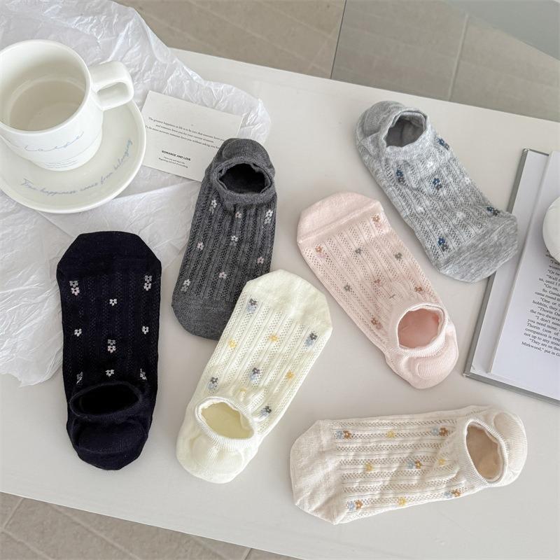 Summer Lightweight Mesh Boat Socks for Women with Floral Patterns, Shallow Cut, Invisible Design, Anti-slip, Non-slippery, Breathable Short Socks