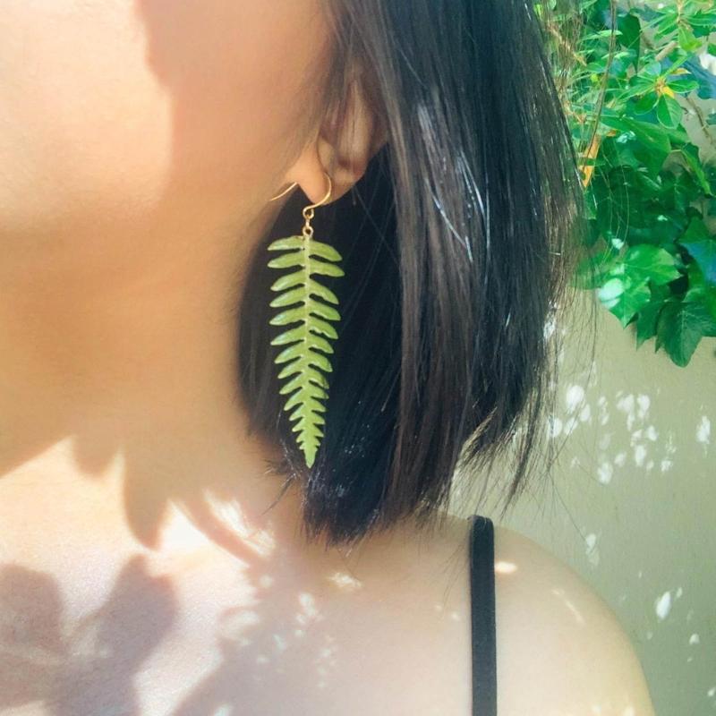 Delicate Leaf Shaped Earrings Bohemian Fern Leaf Earrings Green Leaf Dangle Hook Earring Unique Jewelry Women Girl Teen