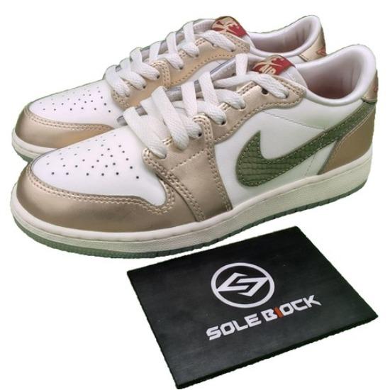 

Air Jordan 1 Retro Low Year of the Dragon FQ6593-100 EU 36.5 золотой