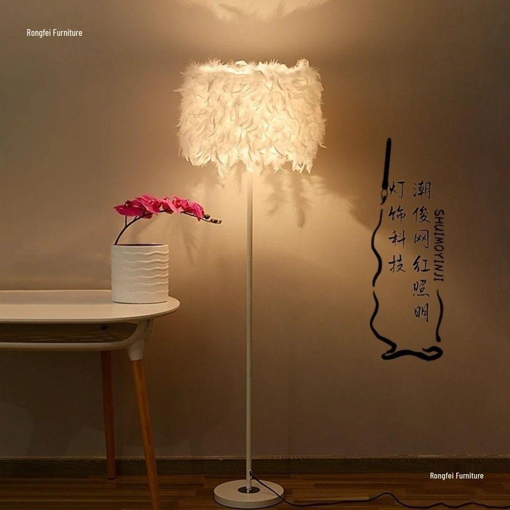 INS Creative Crystal Feather Lamp: Versatile Lighting for Weddings, Living Rooms, Studies, Bedrooms, and Fill Light for Beauty Streaming