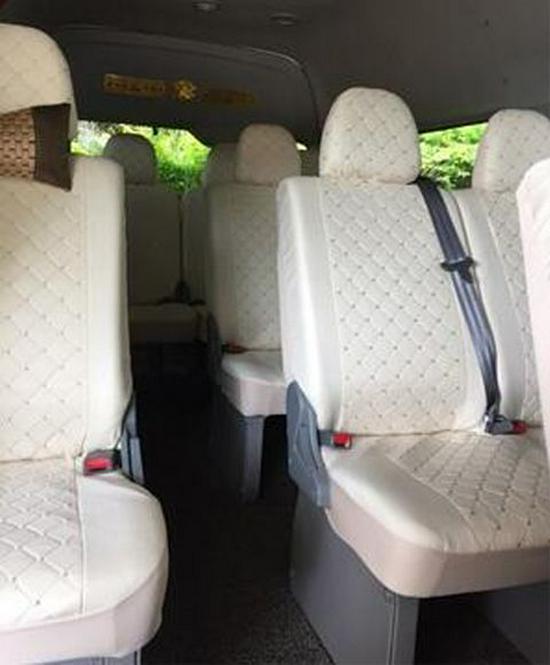 Jiangling Ford Transit Sitzbezug für 6-, 8-, 14- und 15-Sitzer oder JMC Rundum-Sitzschutz.