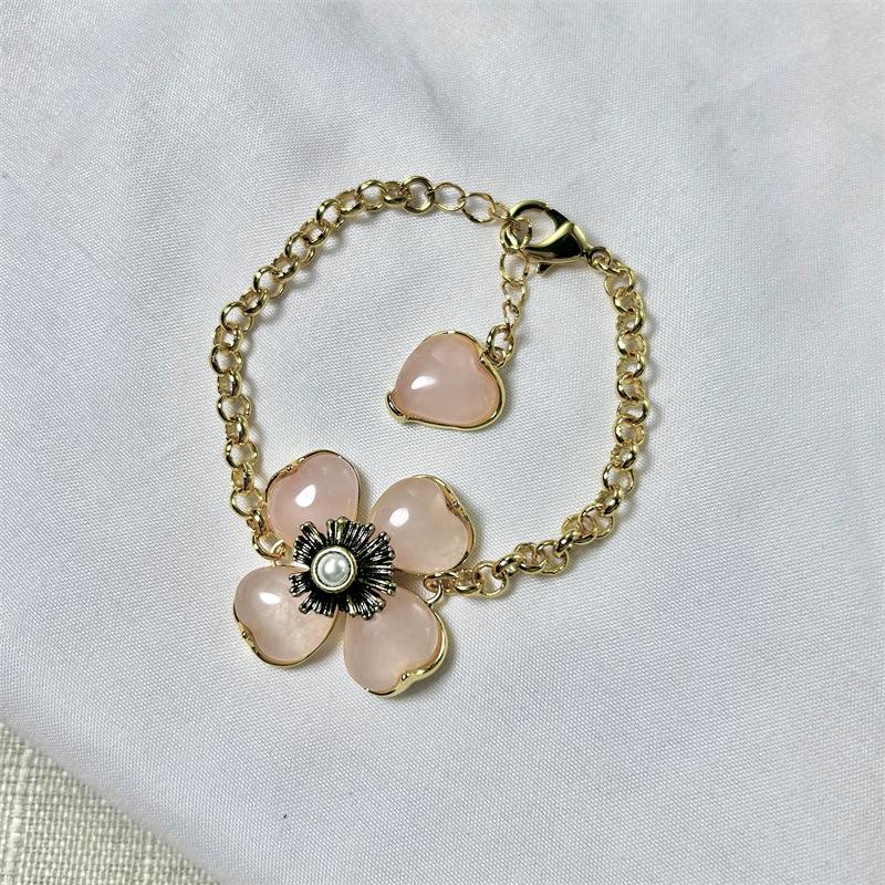 

Браслет MOY Четырехлистный клевер Розовый кристалл и жемчуг Сердце Цветок для женщин