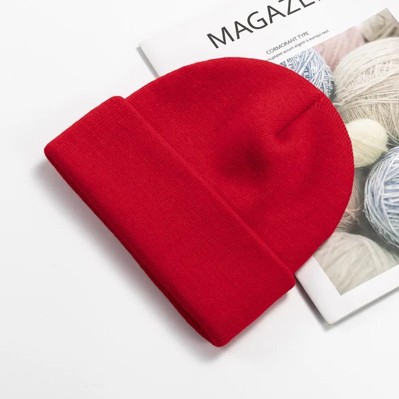 

Зимние новые шапки-бини унисекс вязаные однотонные симпатичные шапки женские осенние женские шапки-бини теплые мужские повседневные шапки оптом One Size