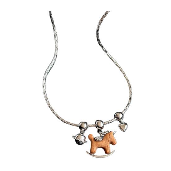 Collier Pendentif Cheval en Alliage Yousheng Léger Hypoallergénique Homme Femme Collier Pull Bijoux de Mode Accessoires Cadeau de Noël Anniversaire