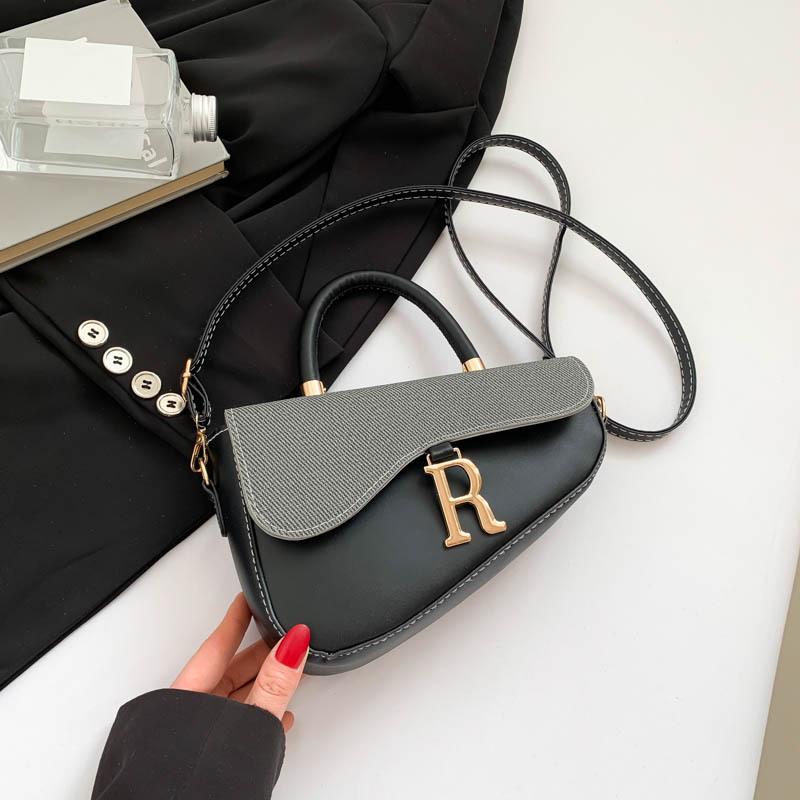 

New light luxury handbag versatile high-end texture special-shaped niche design shoulder messenger bag women s bag чёрный