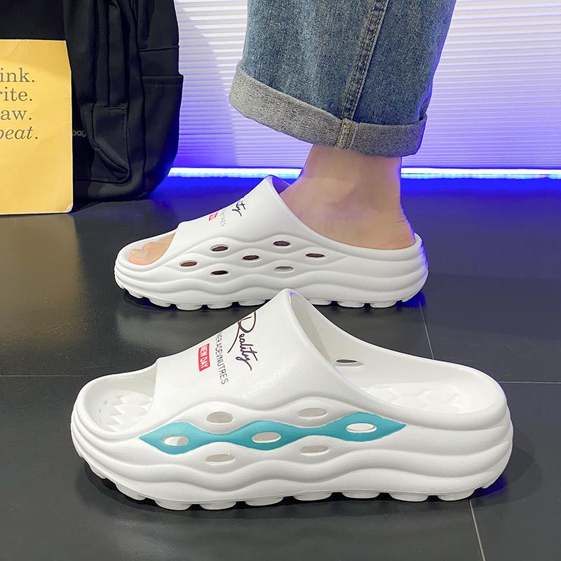 Fashion 2025 New Hot Extra Thick Soled Men Slippers Fashion Summer Shoes Outdoor Sandals Beach Slides EVA Soft Indoor Slippers For Men