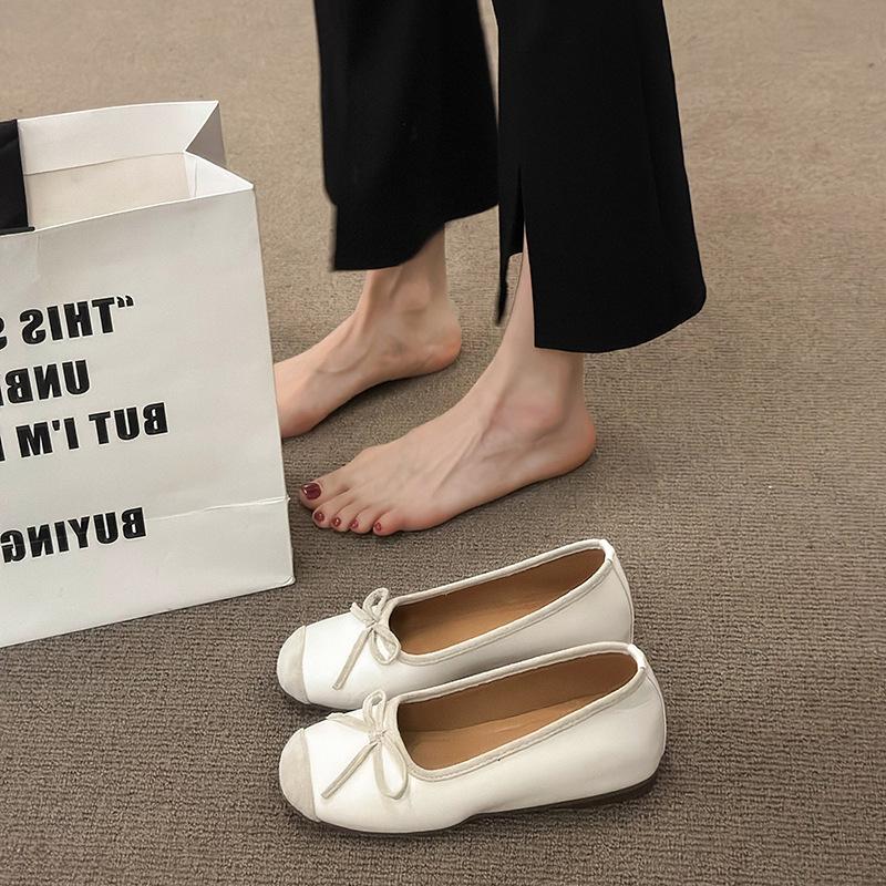 Gentle ballet ladyshoes flats French retro soft-soled silver new Chinese silver single shoes Spring Xiaoxiangfeng women's shoes