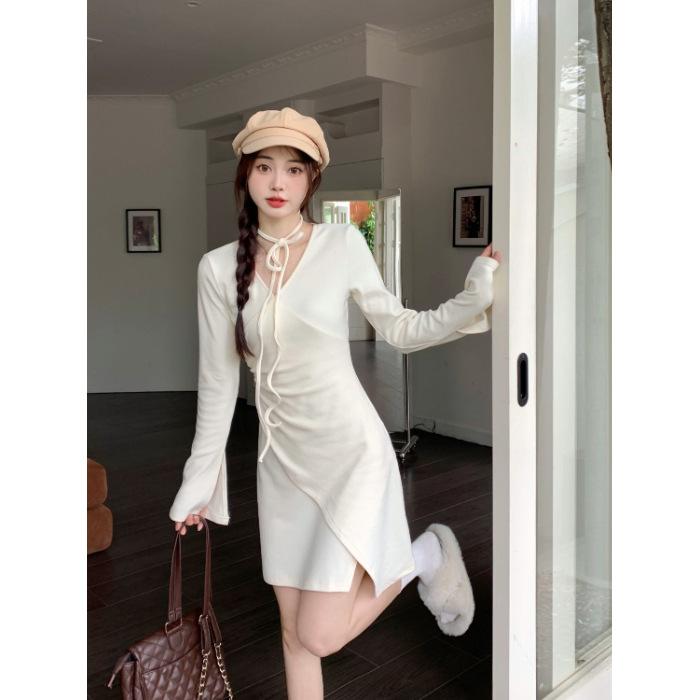 

Pure desire wind V-neck long-sleeved dress women s spring small man waist thin pleated irregular straps short skirt S