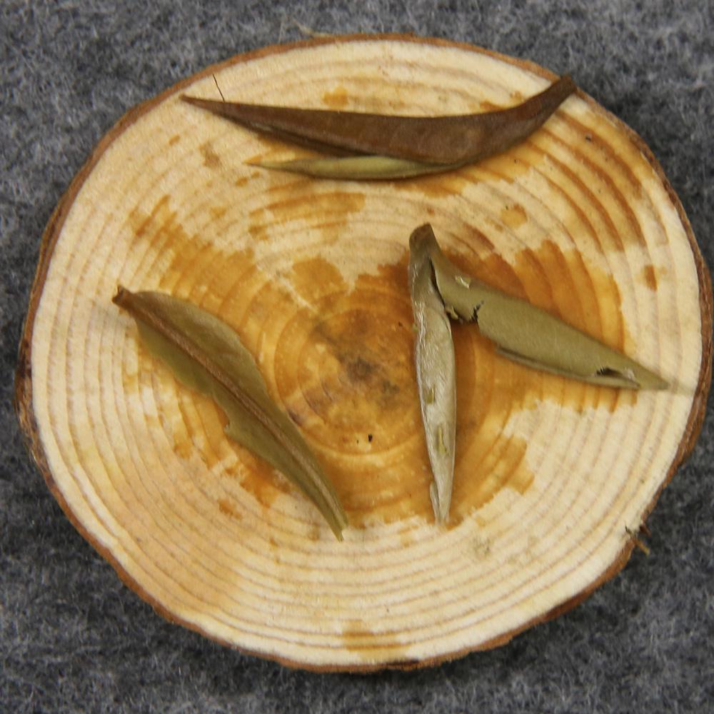 Baihao-Silbernadel-Weißtee der besonderen Qualität, Bai-Hao-Yin-Zhen-Tee