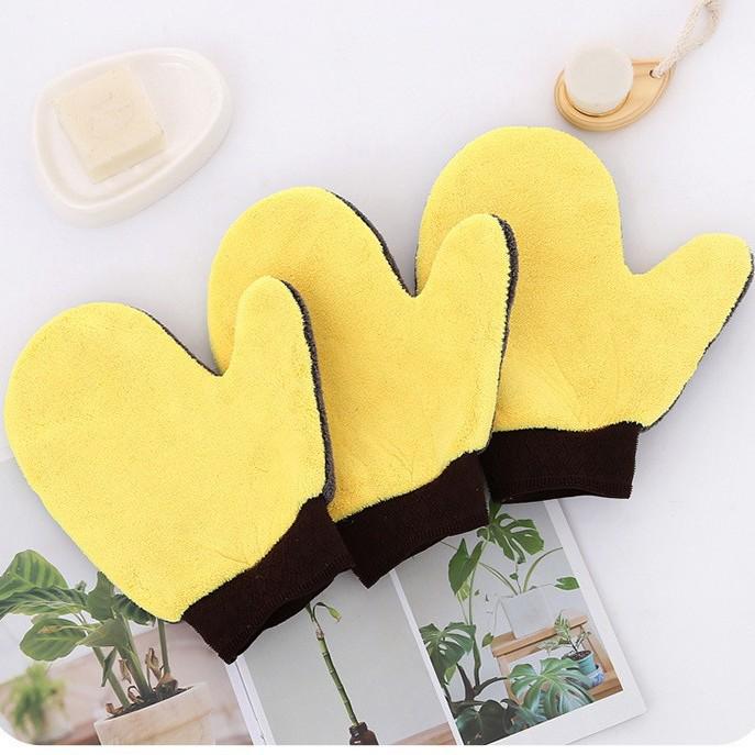 Thumb-Type Coral Fleece Car Wash Gloves, Double-Sided, Scratch-Resistant, Thickened Bear Paw Design for Multifunctional Use