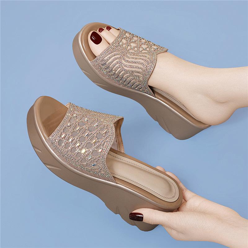 Thick-soled cool slippers women's summer thick-soled sandals new summer new Korean version of fish mouth fashion mother women's shoes
