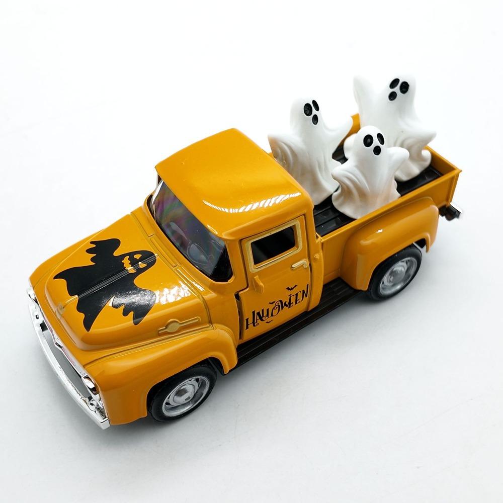 Vintage Ghost Figurine Funny Design Scary Car Model Entryway Desktop Figurine Home Desk Decoration