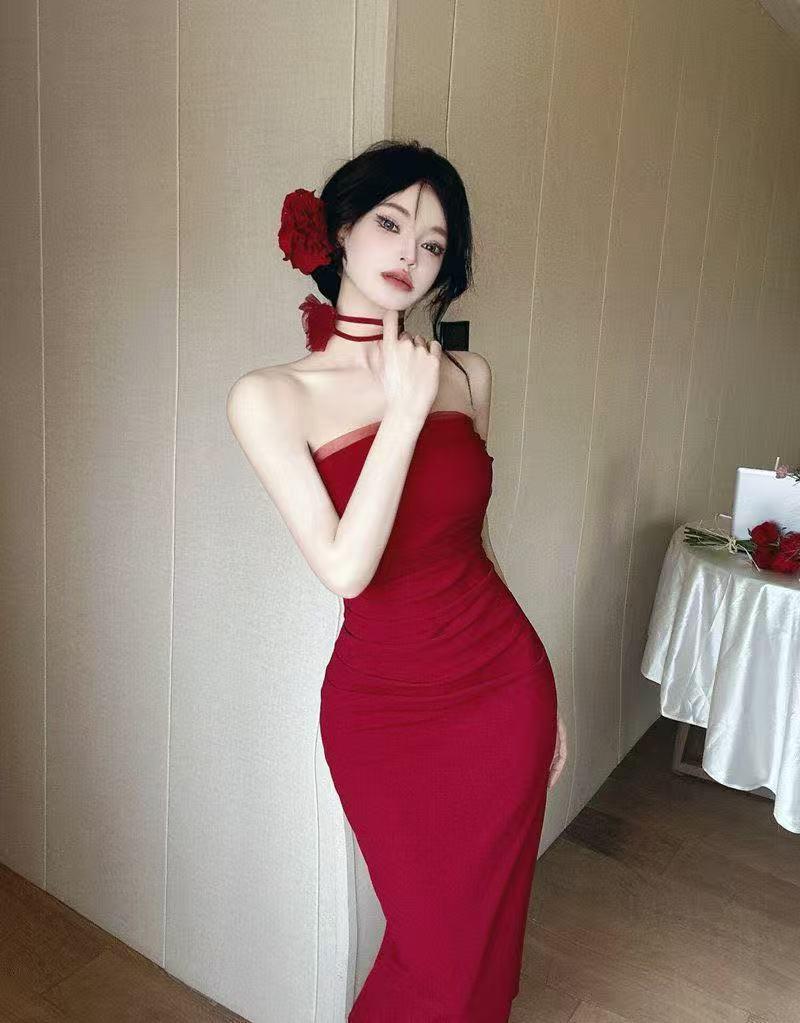 Thai-Style Floral Strapless One-Shoulder Summer Dress: Sexy, Backless, Slimming Bodycon Design