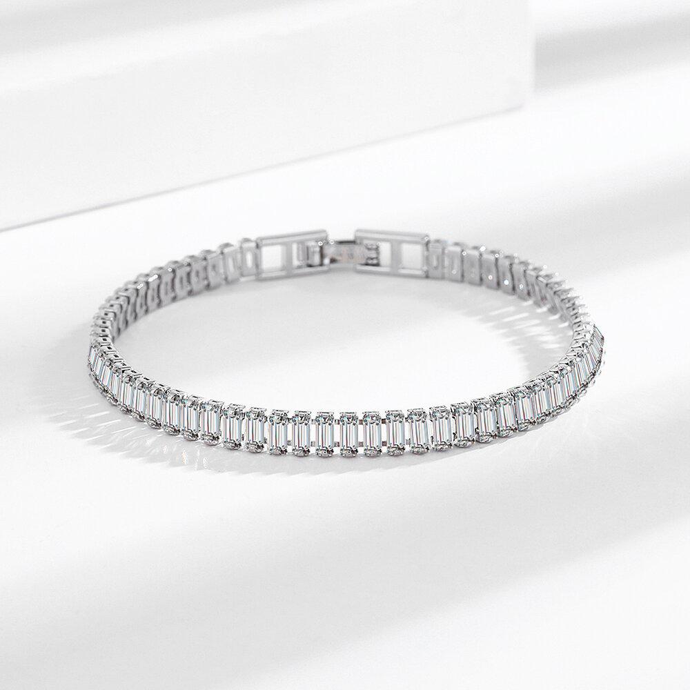 

Korean Trendy Square Crystal Bracelet: Versatile Women s Jewelry for Couples 16cm Length