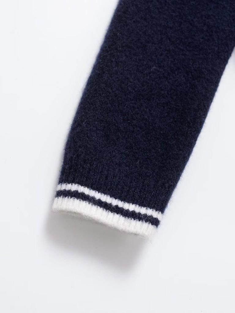 2024 Autumn/Winter Women's Fashion: European & American Style Polo Collar Knitted Sweater