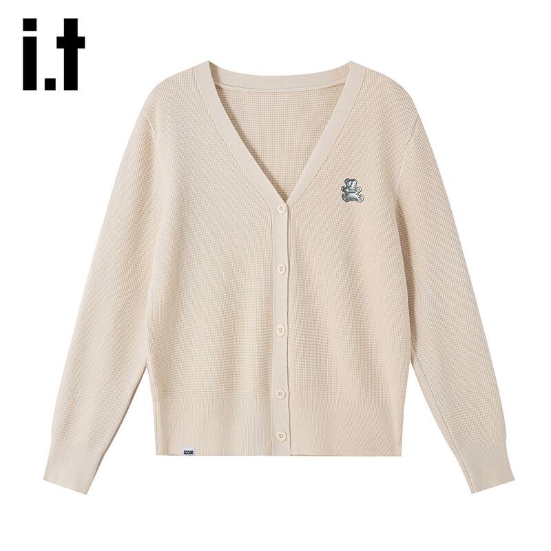 Izzue Women s V-Neck Knitted Sweater One Size