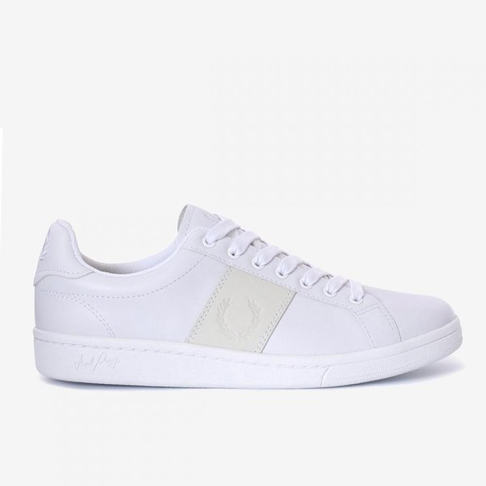 

Fred Perry Leather Sneakers Side Logo Point B721 290