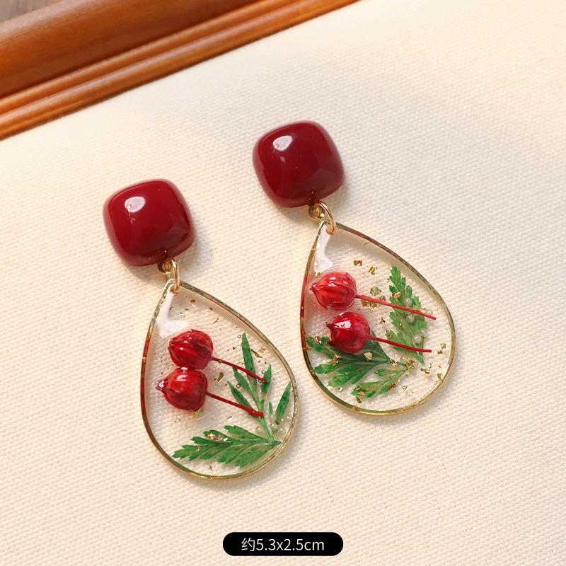 Niche Design Retro Plant Dried Flower Stud Earrings Beautiful Immortal Flower Earrings Women's Vacation Style Earrings Summer