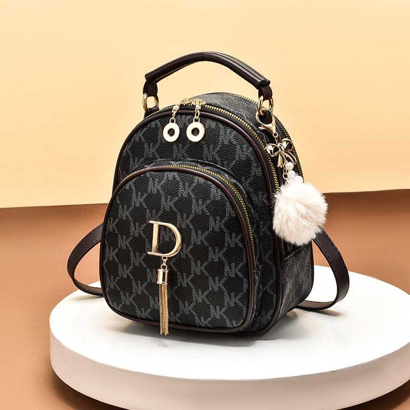 2025 new textured backpack women's large-capacity bag women's summer simple messenger bag fashion small bag women