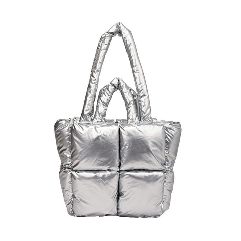 

Down Jacket Handbag Women s 2023 New Style Shoulder Bag Simple Large-capacity Fashionable Commuting Tote серебряный