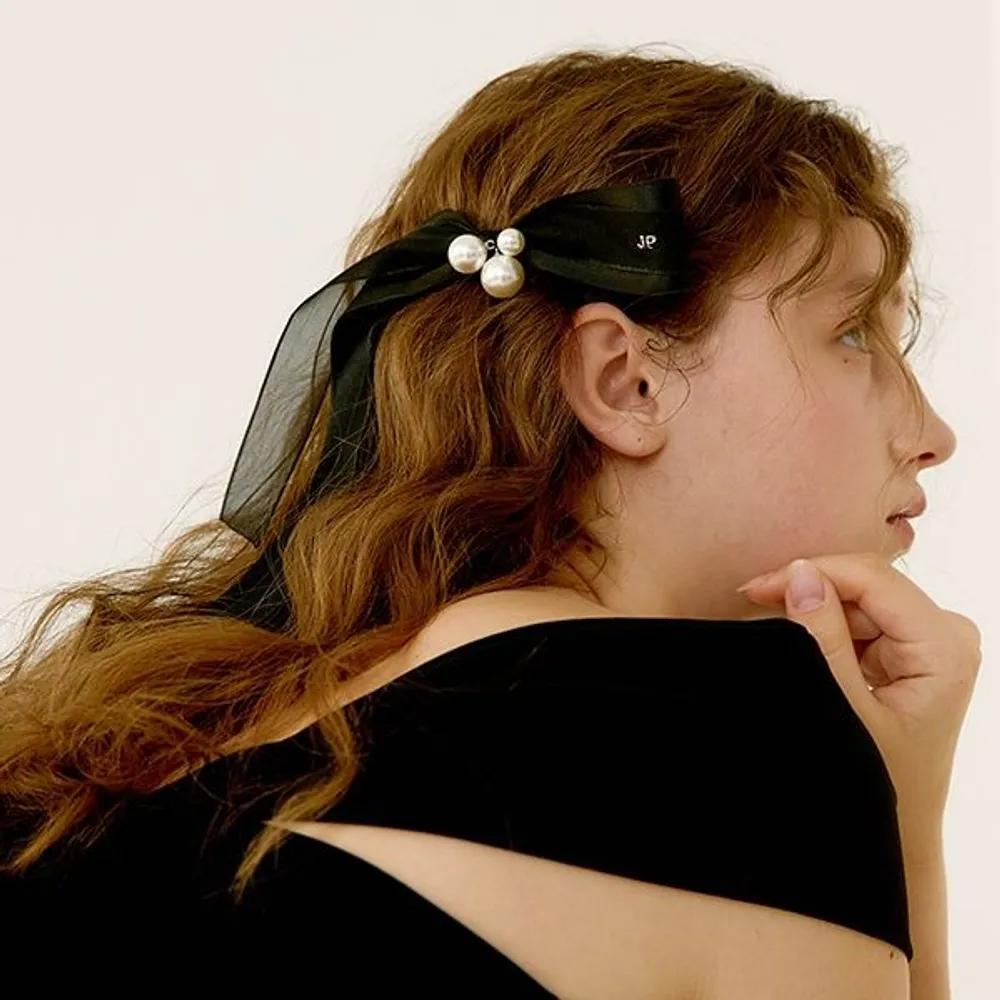 Asymmetrical Pearl Ribbon Automatic Pin JP-23-346AB ivory
