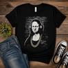 Funny Mona Lisa Bass Face DJ T-Shirt Retro Music Producer Gift EDM Rave Headphones Graphic Tee for DJs, Audio Engineers & Music Fans