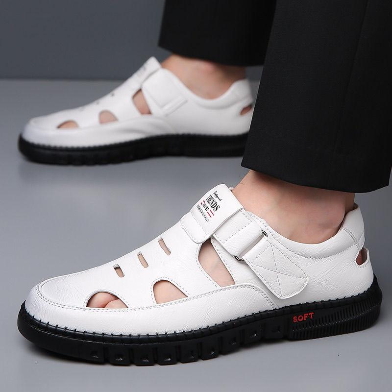 Fashion Summer Men Sandals Breathable Casual Sandals Hollow Out Beach Shoes Men's Non-slip Driving Shoes Office Business Leather Sandals
