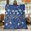 1pc 2D Flat Printing Spring & Summer New Arrival Blanket with Blue Background, White Floral, and Golden Branch & Leaf Theme Digital Print, Suitable Fo