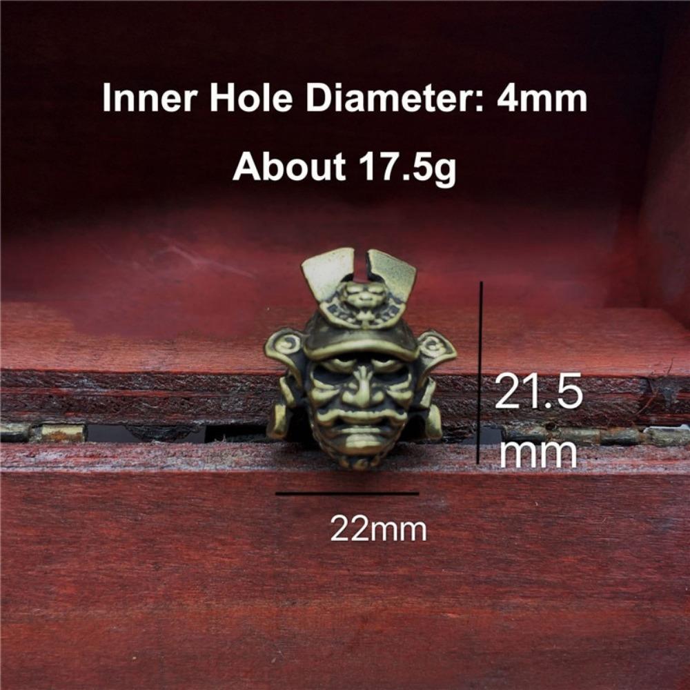 Retro Brass Japanese Samurai Figures General Helmet Handmade Knife Bead Woven Rope Keychain Pendant Accessories Outdoor Tool