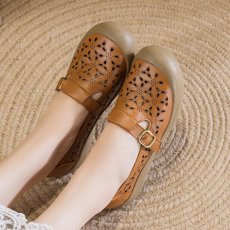 Mom Summer Hollowed Out New Flat-bottomed Breathable Single Shoes Sandals Non-slip Soft-soled Comfortable Hole Women's Shoes