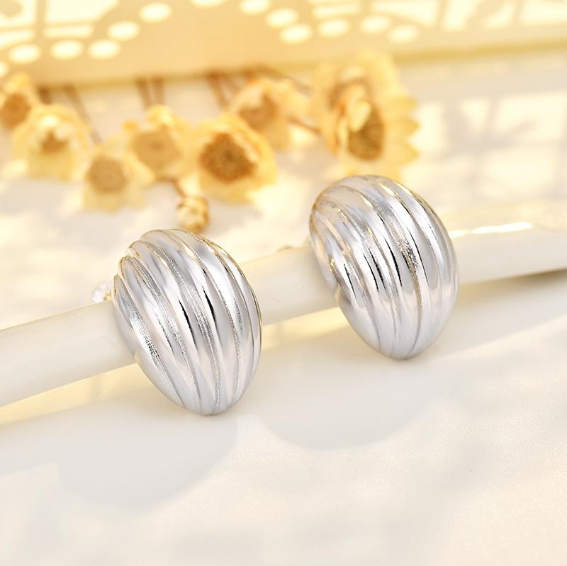 

Модные серьги Niche Personality Temperament, эллиптические обтекаемые полосатые серьги для женщин