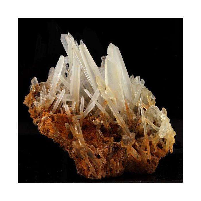 Pierres et Minéraux. Quartz Macle + Limonite. 438.00 ct. Les Rivoirands, Vizille, Isère, France.