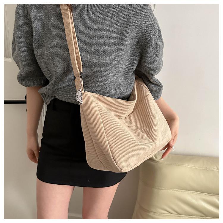 1Pc Large-capacity Lazy Style, Foreign Style, Japanese Literary and Artistic Trend, One-shoulder Crossbody Student Leisure Korean Version of Female