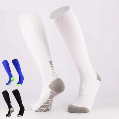 Professionelle lange Kompressionssocken für Outdoor-Sport und Fitness