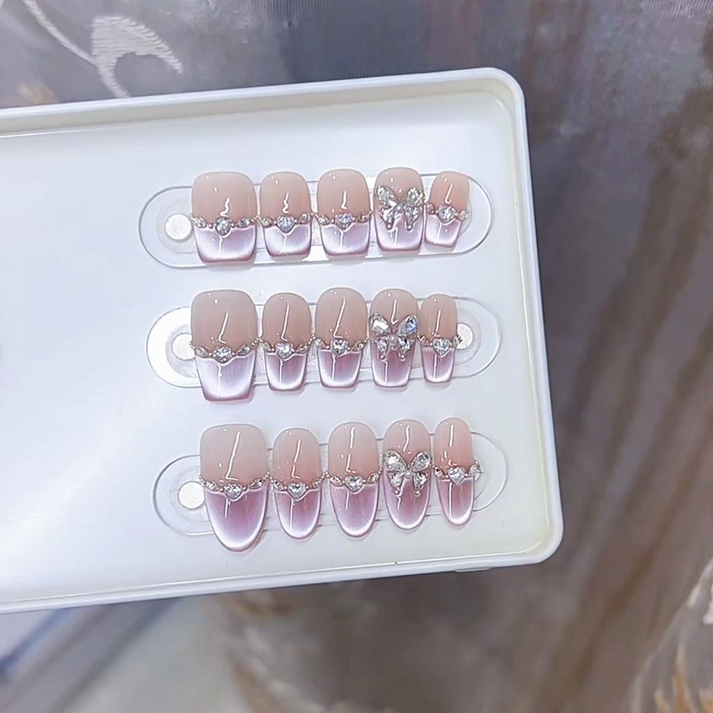 Hand-woven Armor Spring and Summer New Free Butterfly Zircon Three-dimensional Butterfly Love Cat Eye Manicure Sticker