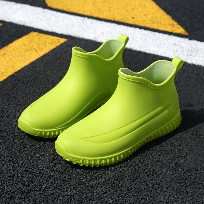 Fashion Rain Shoes Women's Fashion Adult Short Rain Boots Wear Non-slip Water Shoes Velvet Cotton Kitchen Short Rubber Shoes Low Tube