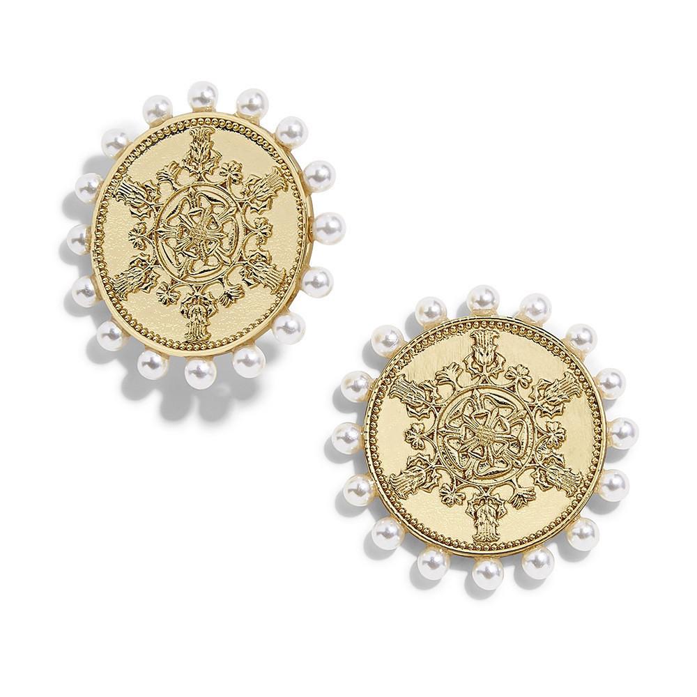 

Vintage Alloy Pearl Earrings For Women With Intricate Design Metal